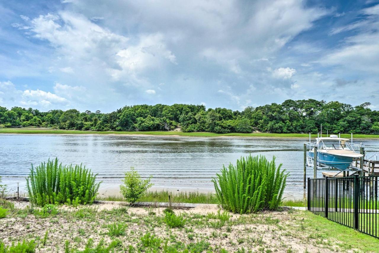 Modern Oak Island Escape 1 Mile To Long Beach! Bagian luar foto