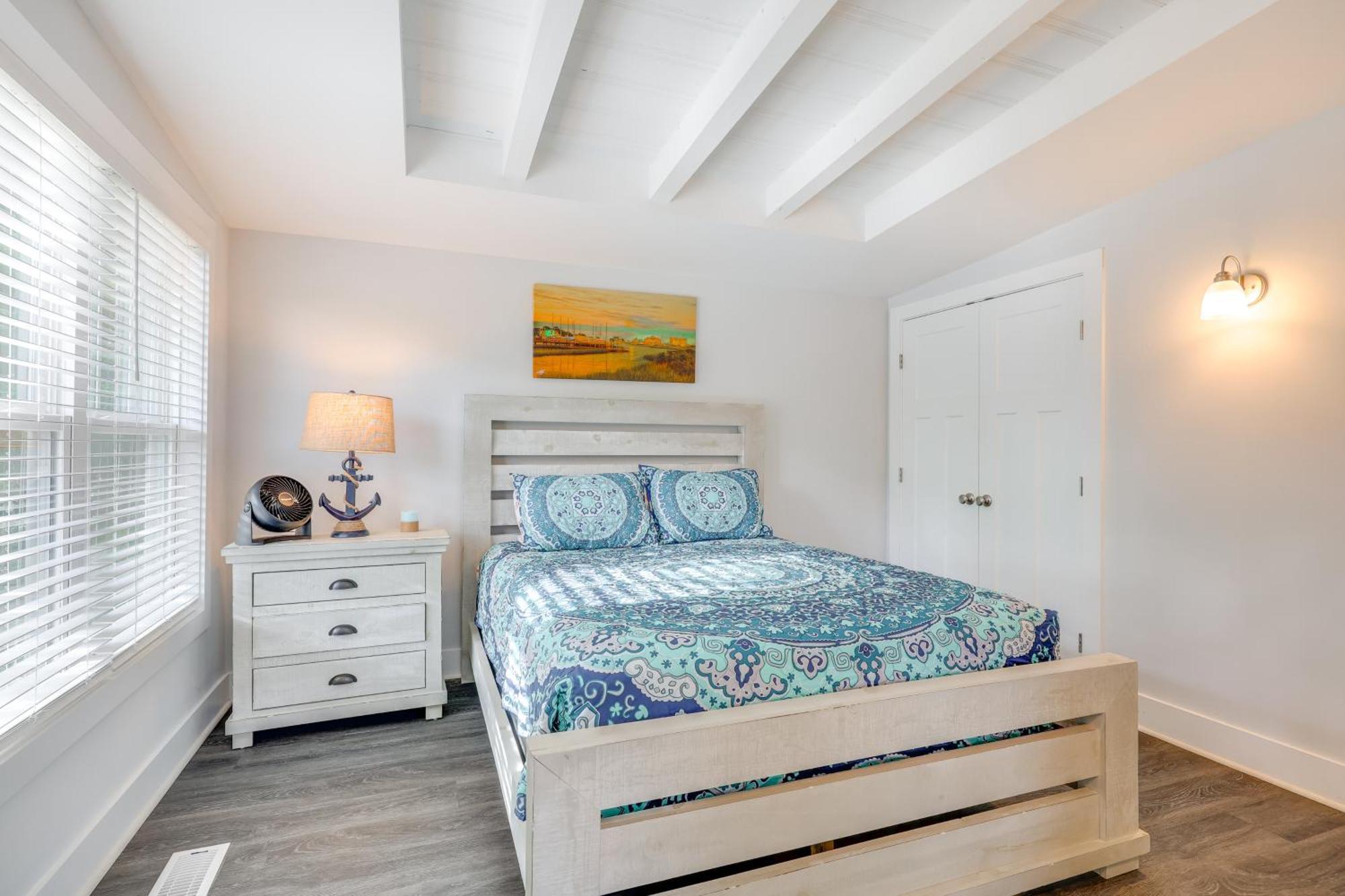 Modern Oak Island Escape 1 Mile To Long Beach! Bagian luar foto