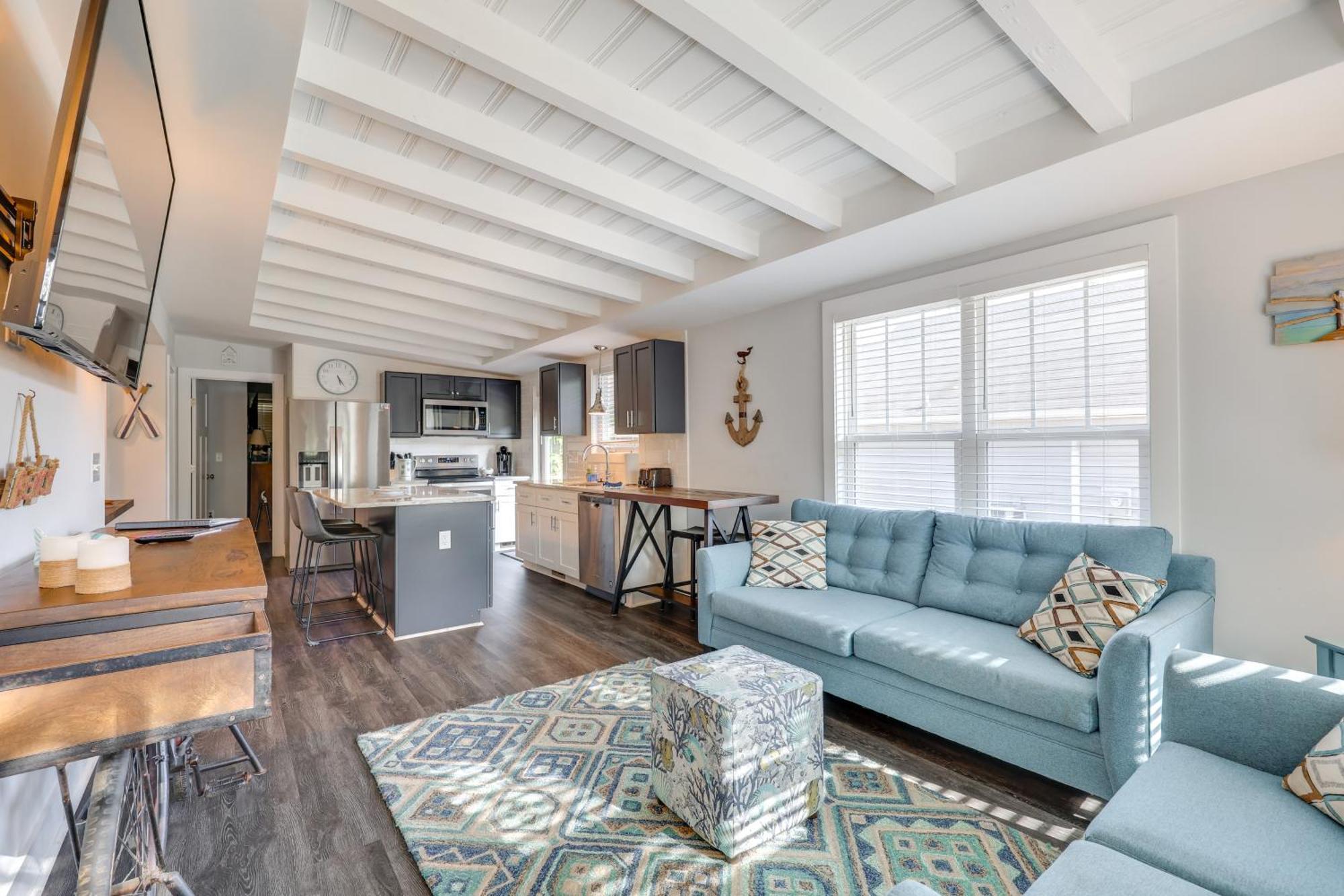 Modern Oak Island Escape 1 Mile To Long Beach! Bagian luar foto