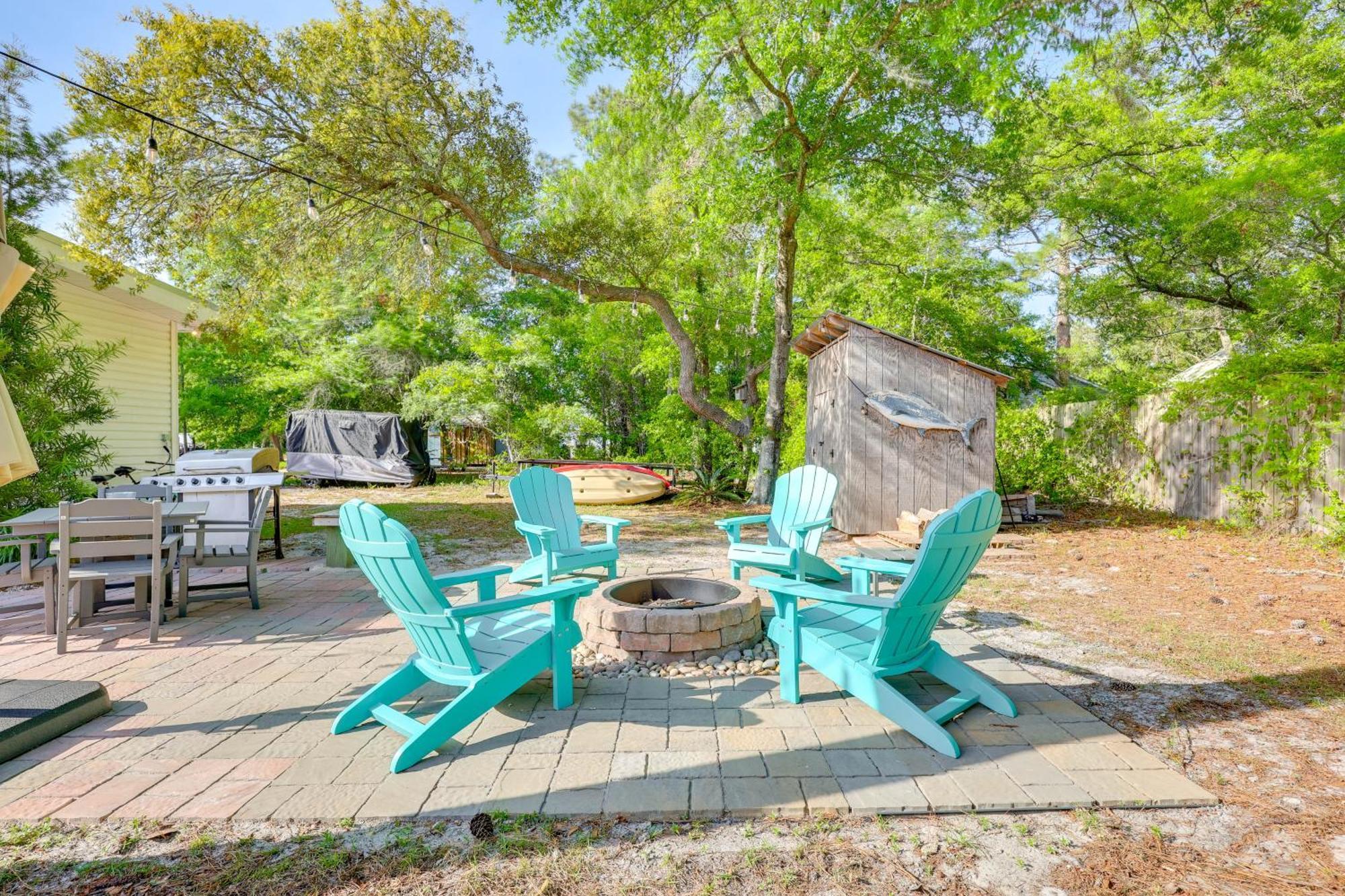 Modern Oak Island Escape 1 Mile To Long Beach! Bagian luar foto