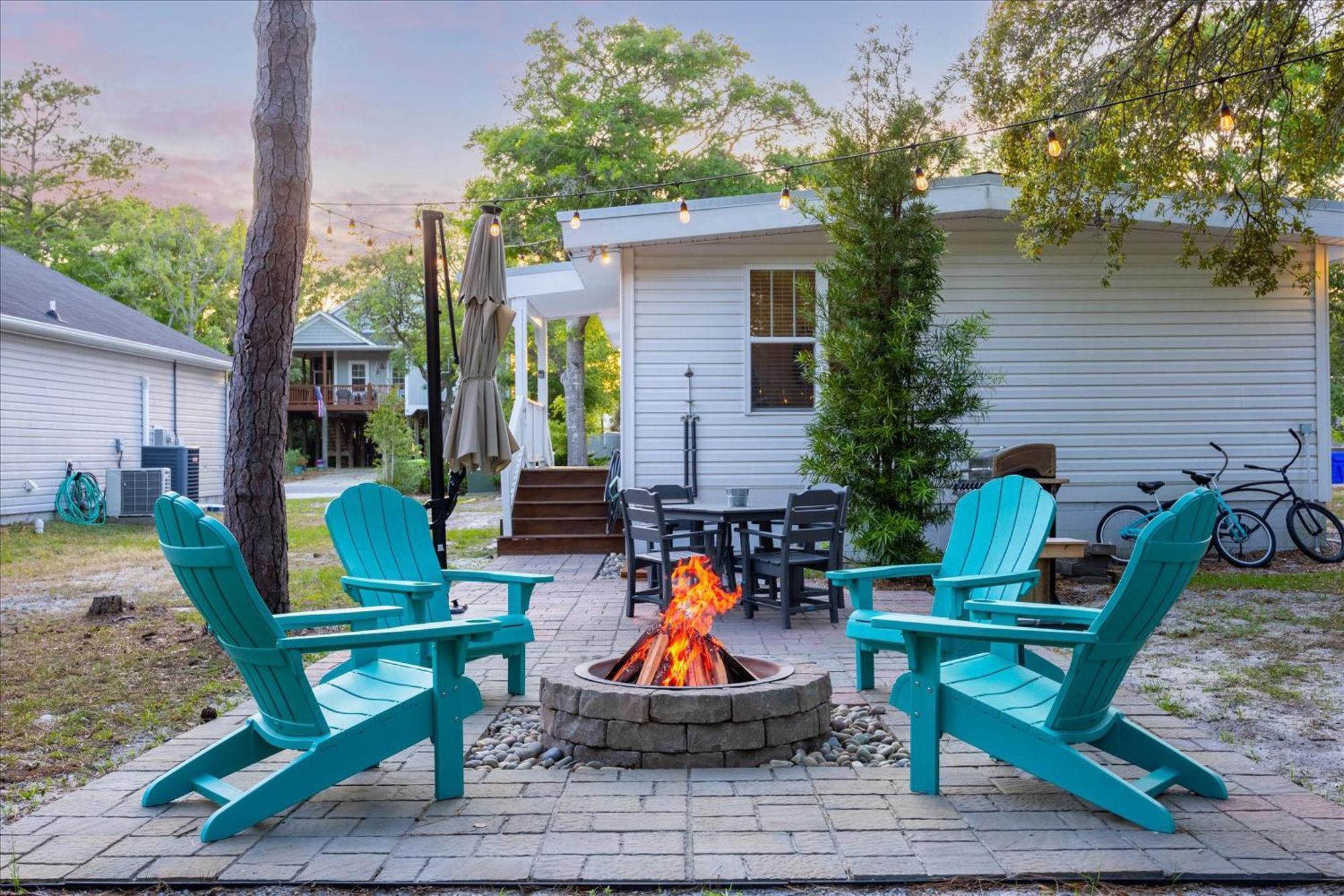 Modern Oak Island Escape 1 Mile To Long Beach! Bagian luar foto